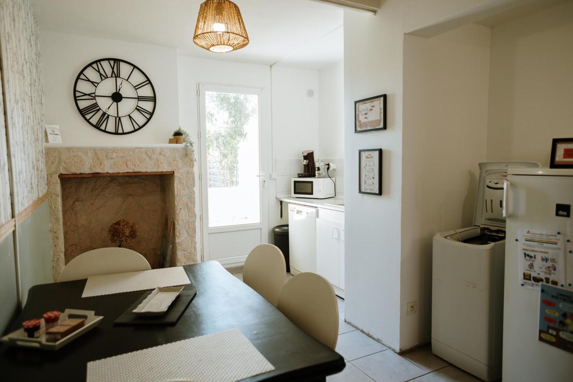 Studio De Plain-Pied Avec Terrasse Et Jardin Apartment Saint-Meard-de-Gurcon Exterior photo